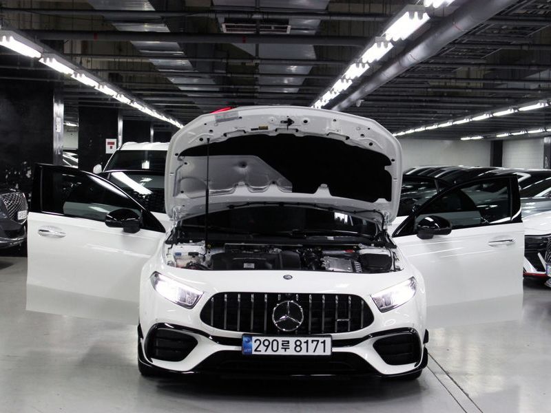 2026 Mercedes-Benz A-Class AMG A45 S 4MATIC+ Hatchback photo 18