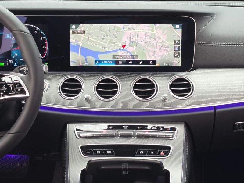 2023 Mercedes-Benz E-Class E350 4MATIC Exclusive photo 14