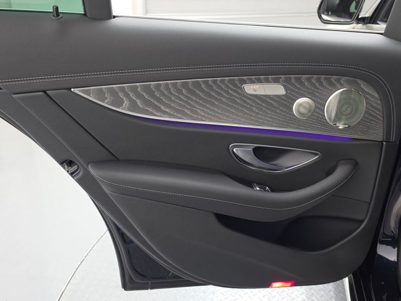 2023 Mercedes-Benz E-Class E350 4MATIC Exclusive photo 25