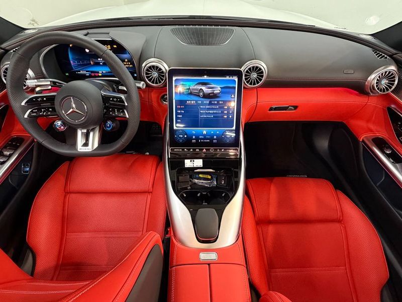 2025 Mercedes-Benz CLA AMG SL43 photo 7