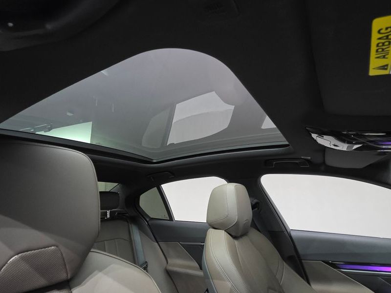 2025 BMW 5 Series 520i M Sport photo 12