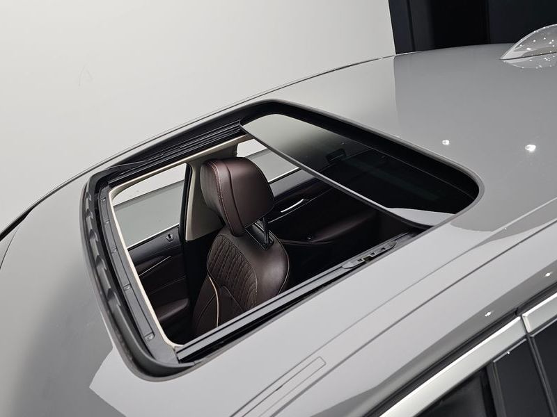 2021 BMW 5 Series 523d Luxury photo 20