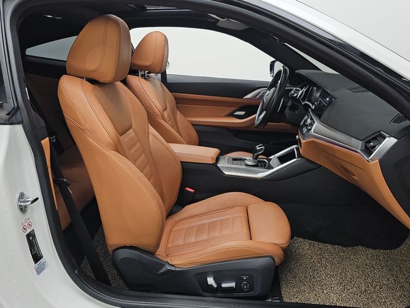 2021 BMW 4 Series 420i M Sport Coupe photo 11