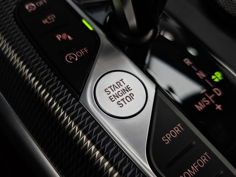 2021 BMW 4 Series 420i M Sport Coupe photo 27