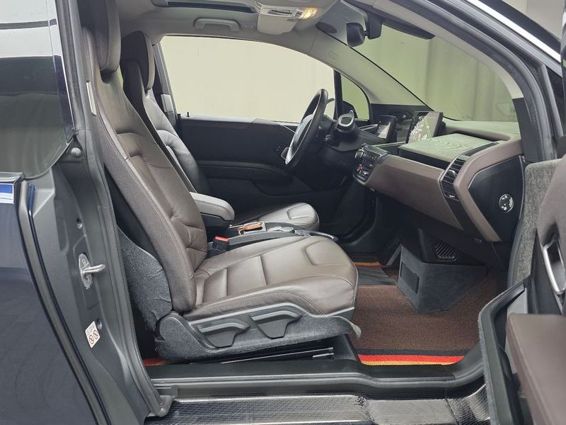 2020 BMW i3 SOL+ photo 11