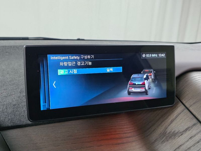 2019 BMW i3 SOL+ photo 16