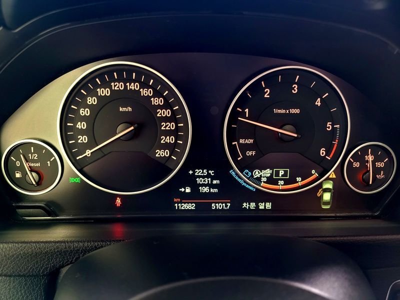 2014 BMW 3 Series 320d photo 8