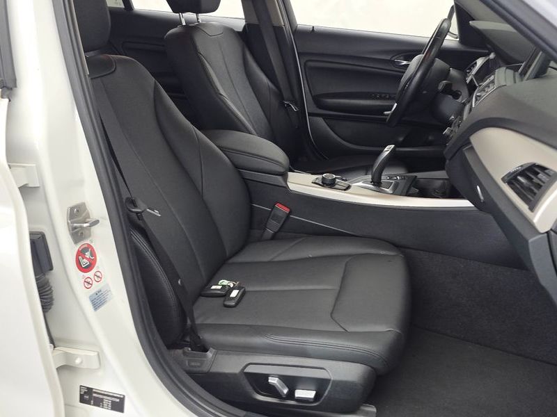 2017 BMW 1 Series 118d JOY 5DOOR photo 11