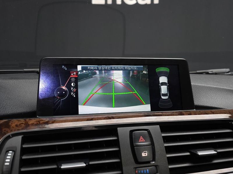 2014 BMW 3 Series 320d xDrive photo 17
