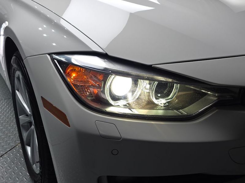 2014 BMW 3 Series 320d xDrive photo 23