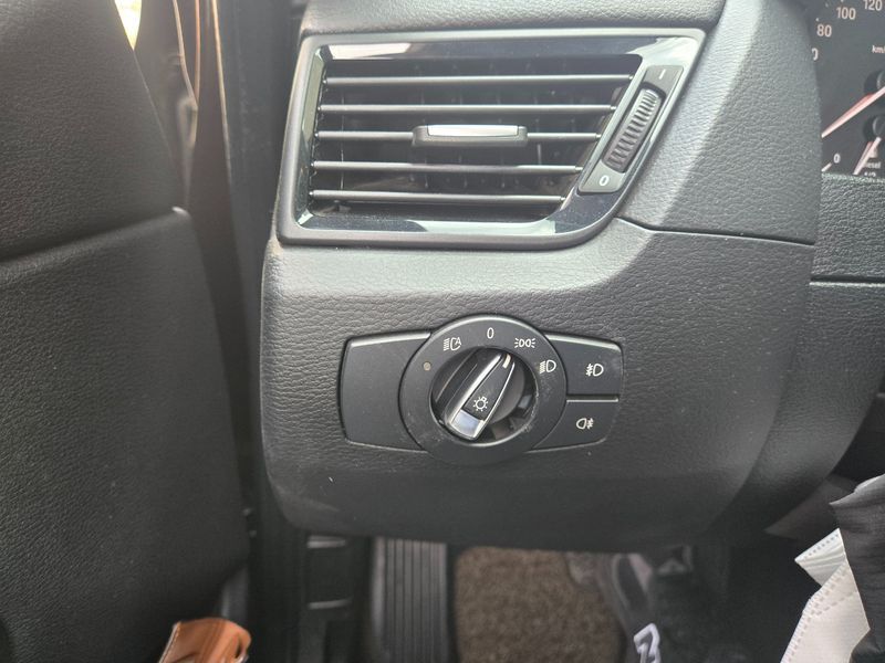 2013 BMW X1 xDrive 18d photo 15