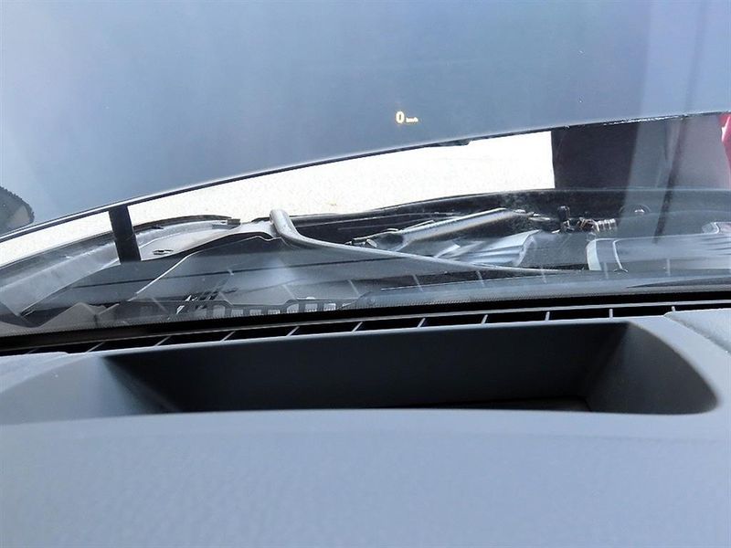 2013 BMW 5 Series 528i xDrive photo 10