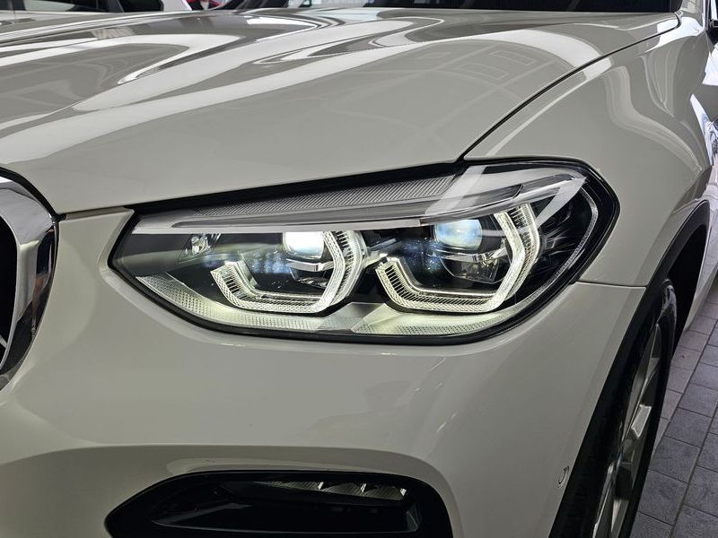2020 BMW X4 xDrive20i xLine photo 22