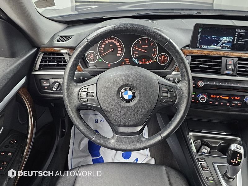 2014 BMW 3 Series GT 320d photo 13