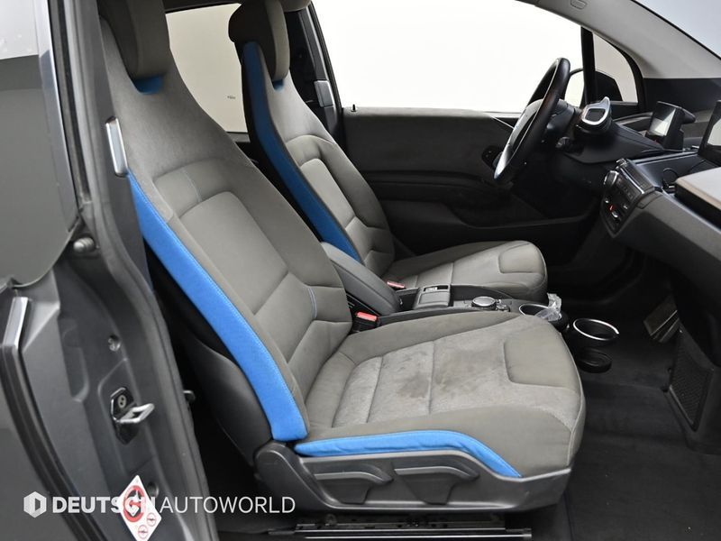 2015 BMW i3 LUX photo 10