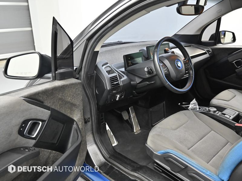 2015 BMW i3 LUX photo 11