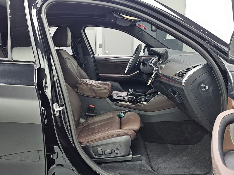 2025 BMW X4 xDrive20i M Sport Pro Special Edition photo 26