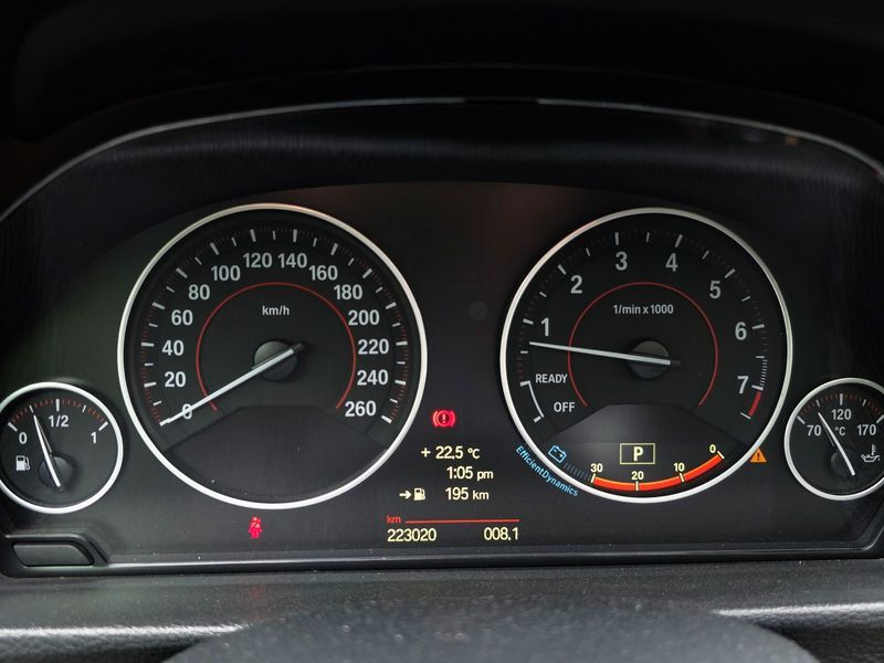 2014 BMW 3 Series 328i Sport photo 11