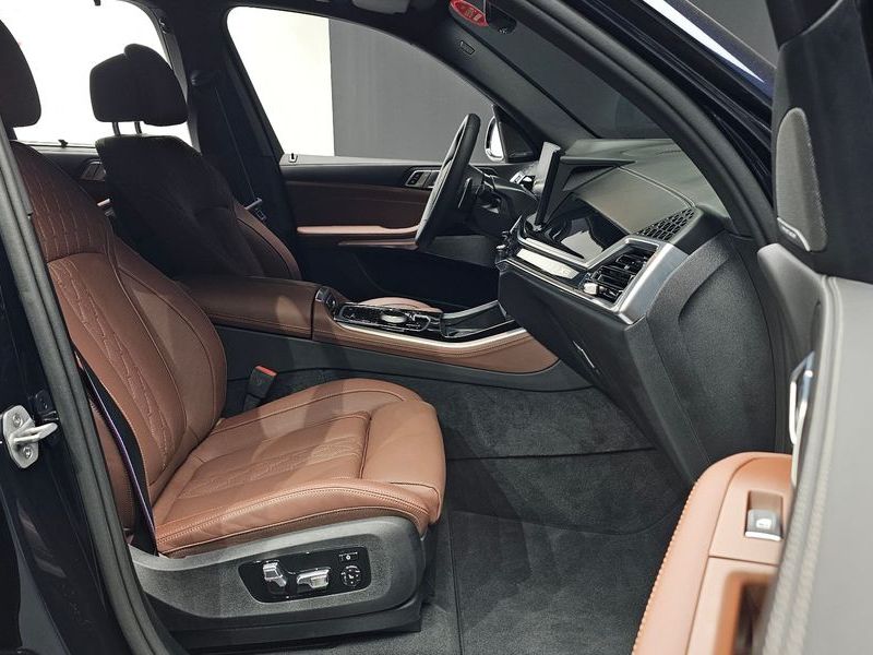 2026 BMW X5 xDrive 40d M Sport Pro photo 10
