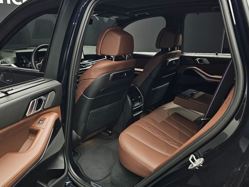 2026 BMW X5 xDrive 40d M Sport Pro photo 12
