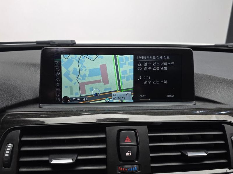 2015 BMW 3 Series 320d xDrive photo 14