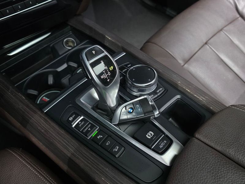 2017 BMW X5 xDrive 30d photo 9