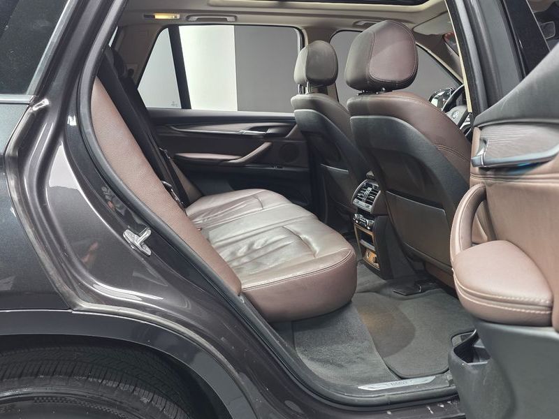 2017 BMW X5 xDrive 30d photo 12