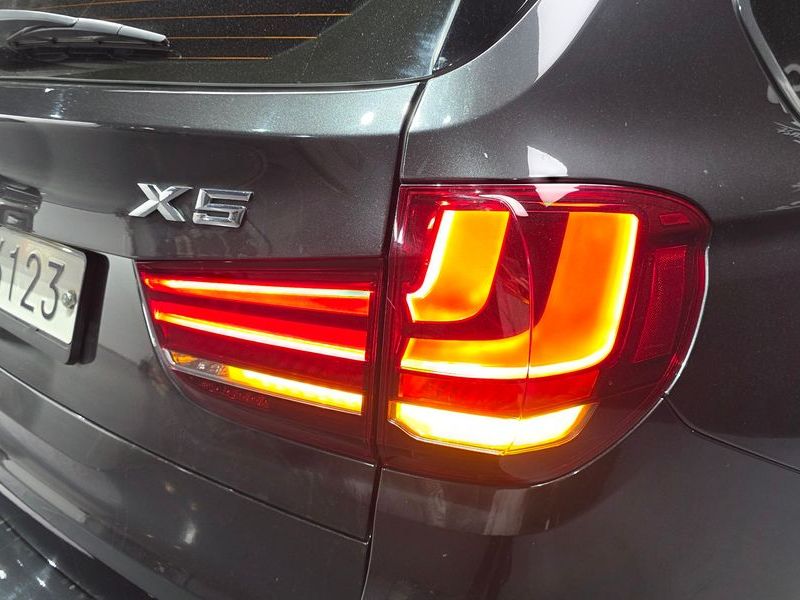 2017 BMW X5 xDrive 30d photo 23