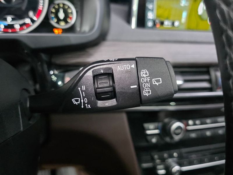 2017 BMW X5 xDrive 30d photo 29