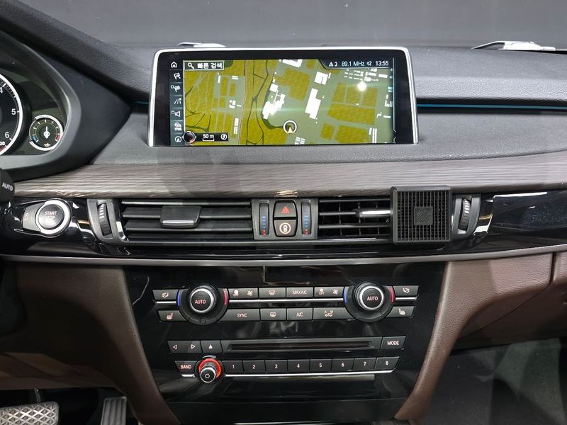 2017 BMW X5 xDrive 30d photo 30