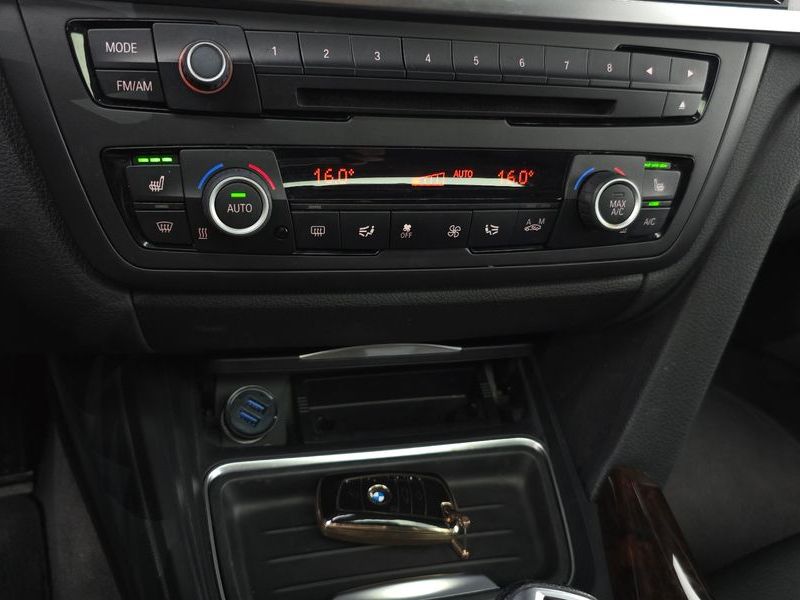 2013 BMW 3 Series 320d photo 17