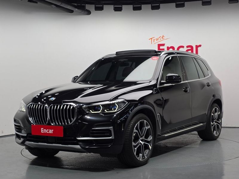 2022 BMW X5 xDrive 40i xLine photo 1