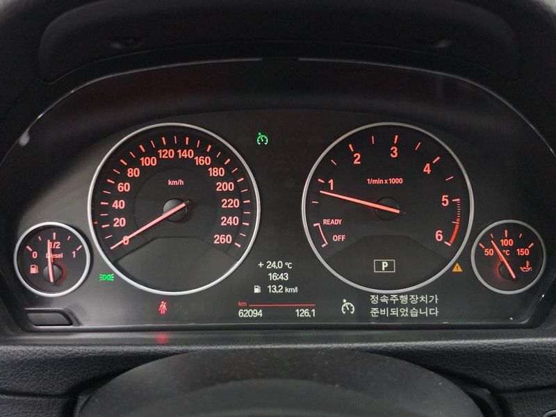 2012 BMW 3 Series 320d photo 8