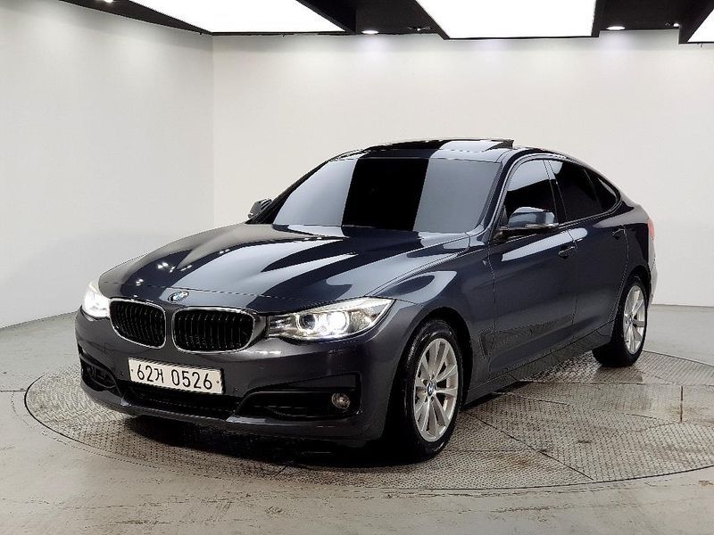 2014 BMW 3 Series GT 320d photo 1