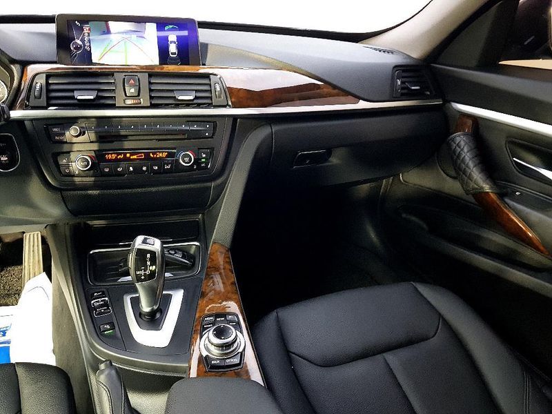2014 BMW 3 Series GT 320d photo 10