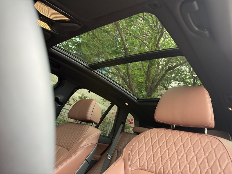 2026 BMW X5 xDrive 30d M Sport photo 10