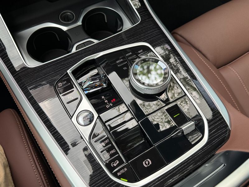 2026 BMW X5 xDrive 30d M Sport photo 17