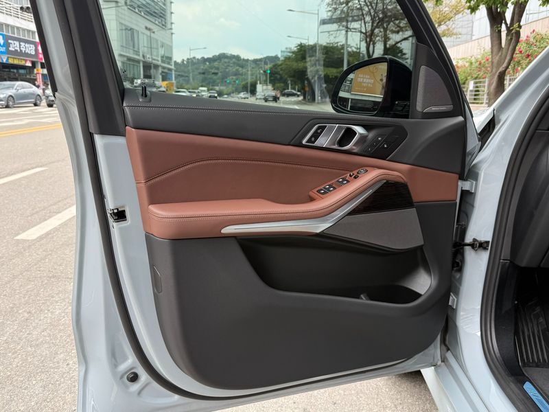 2026 BMW X5 xDrive 30d M Sport photo 18