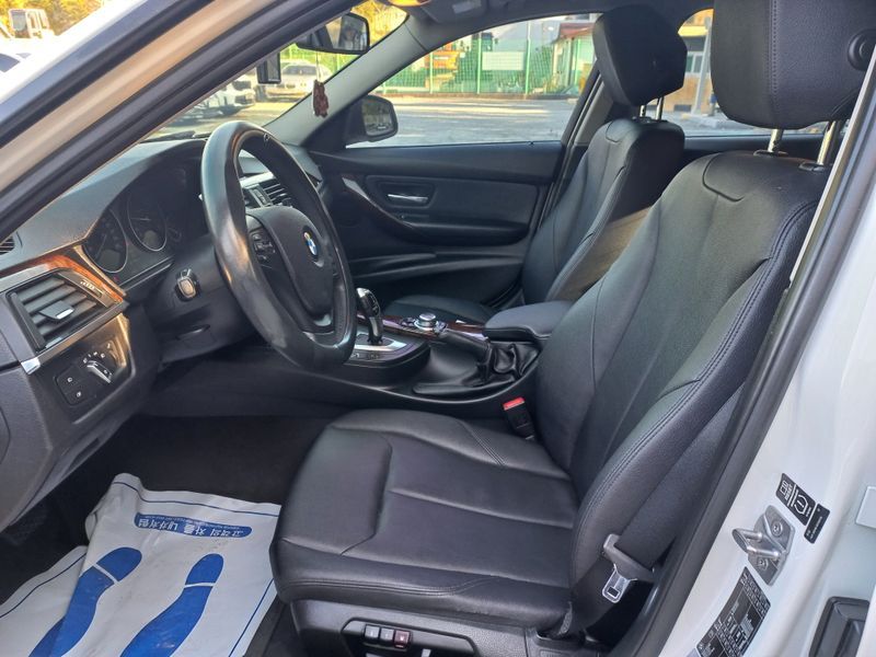 2013 BMW 3 Series 320d photo 12
