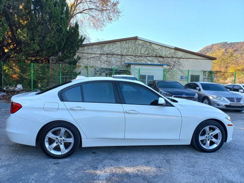 2013 BMW 3 Series 320d photo 15