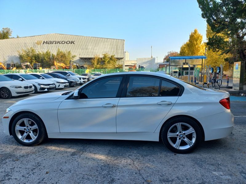 2013 BMW 3 Series 320d photo 19