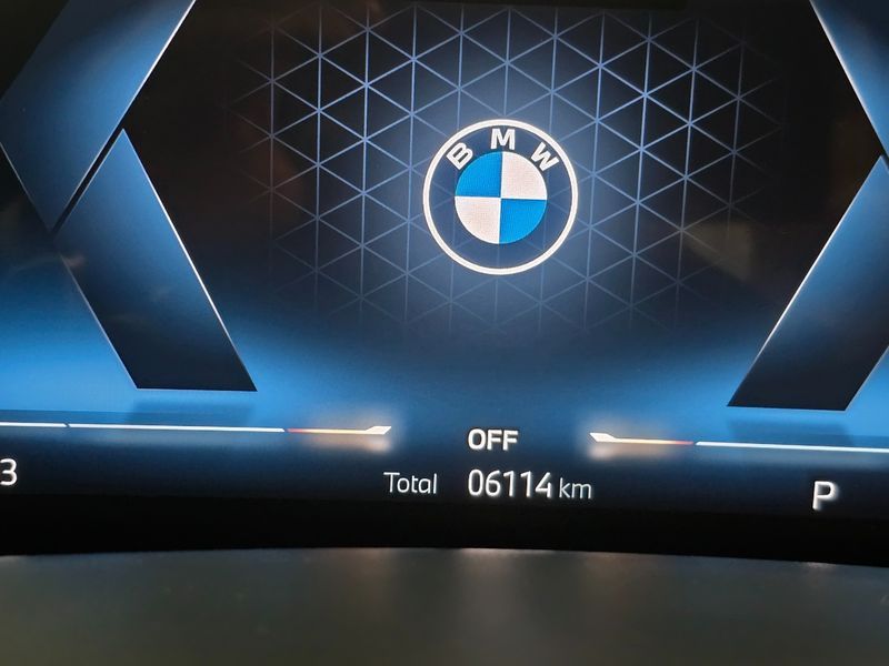 2026 BMW X6 xDrive40d M Sport Online Exclusive photo 8