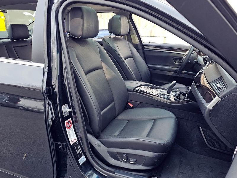 2013 BMW 5 Series 528i photo 10