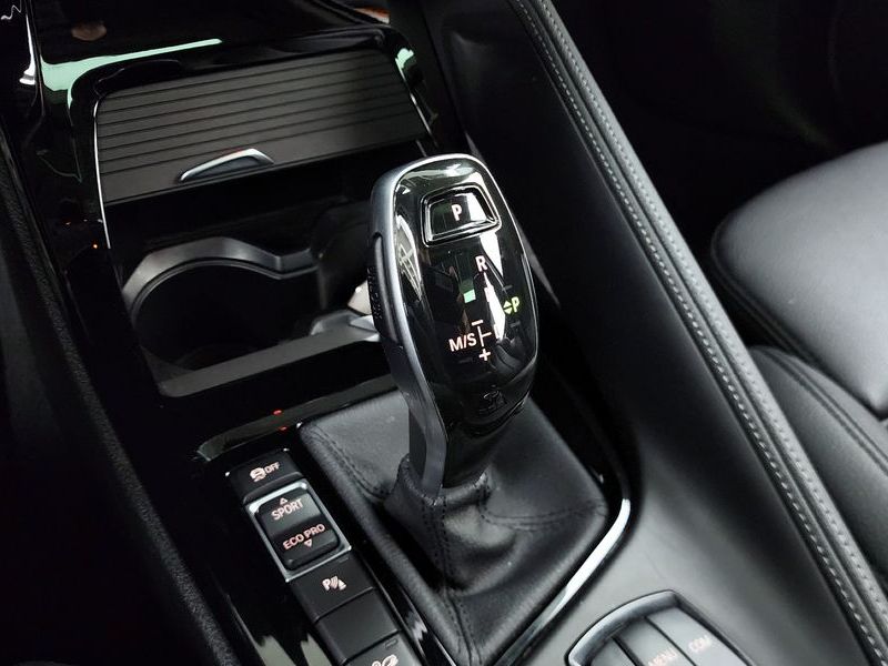 2021 BMW X2 xDrive20i Advantage photo 9