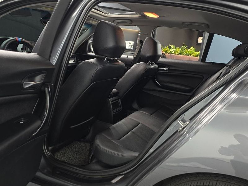 2013 BMW 1 Series 118d Urban Pack1 5Dr photo 12