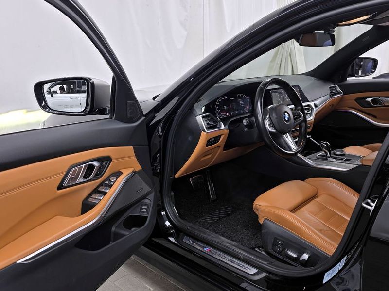 2021 BMW 3 Series M340i xDrive Touring photo 10