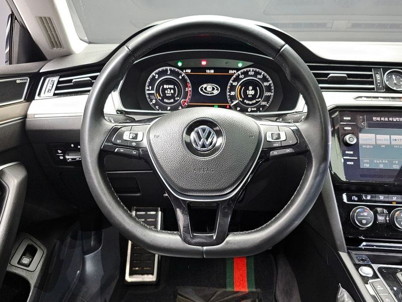 2019 Volkswagen Arteon 2.0 TDI Premium photo 12