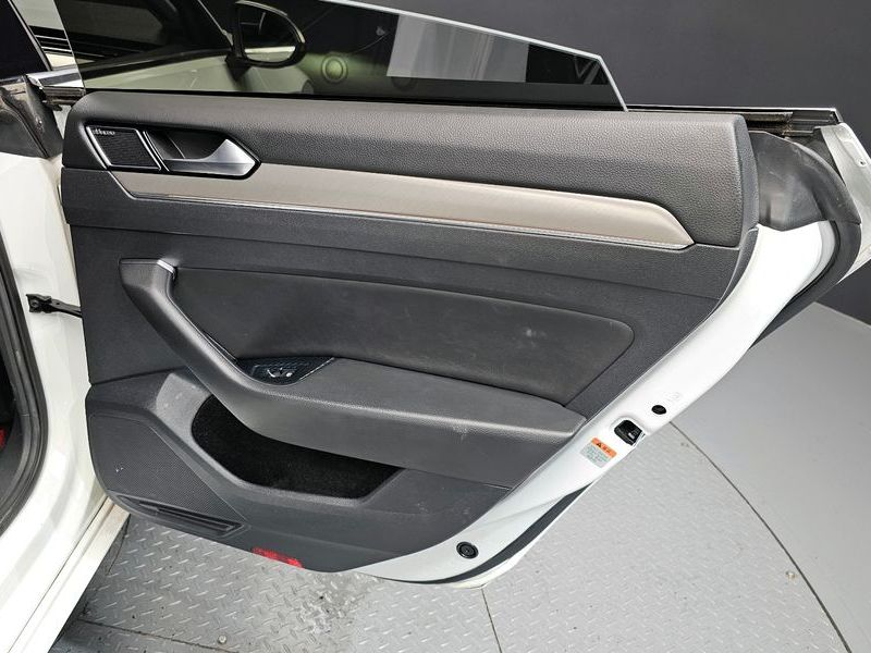2019 Volkswagen Arteon 2.0 TDI Premium photo 25