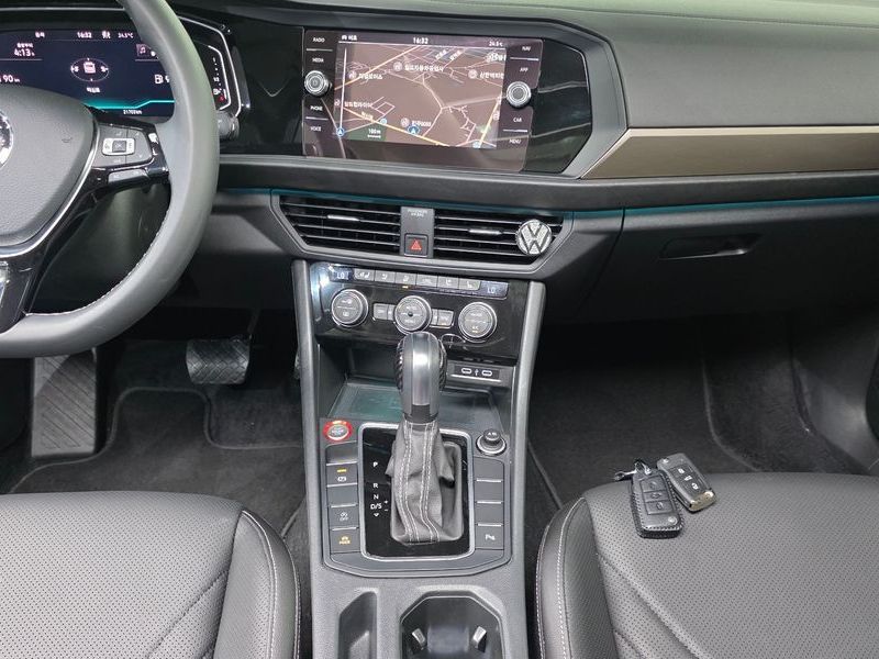2021 Volkswagen Jetta 1.4 TSI Prestige photo 15