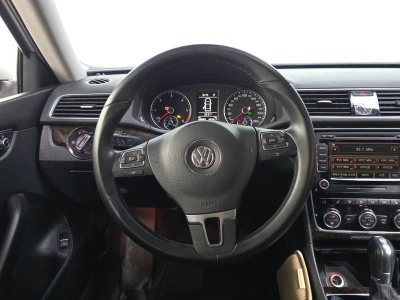 2014 Volkswagen Passat 2.0 TDI B7 photo 13